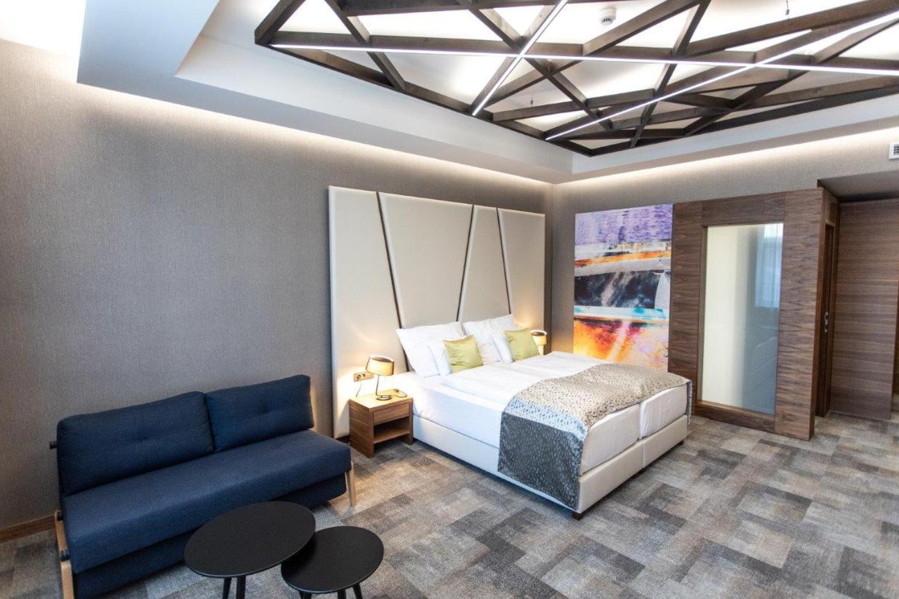 Artis Boutique Hotel Szombathely Dış mekan fotoğraf