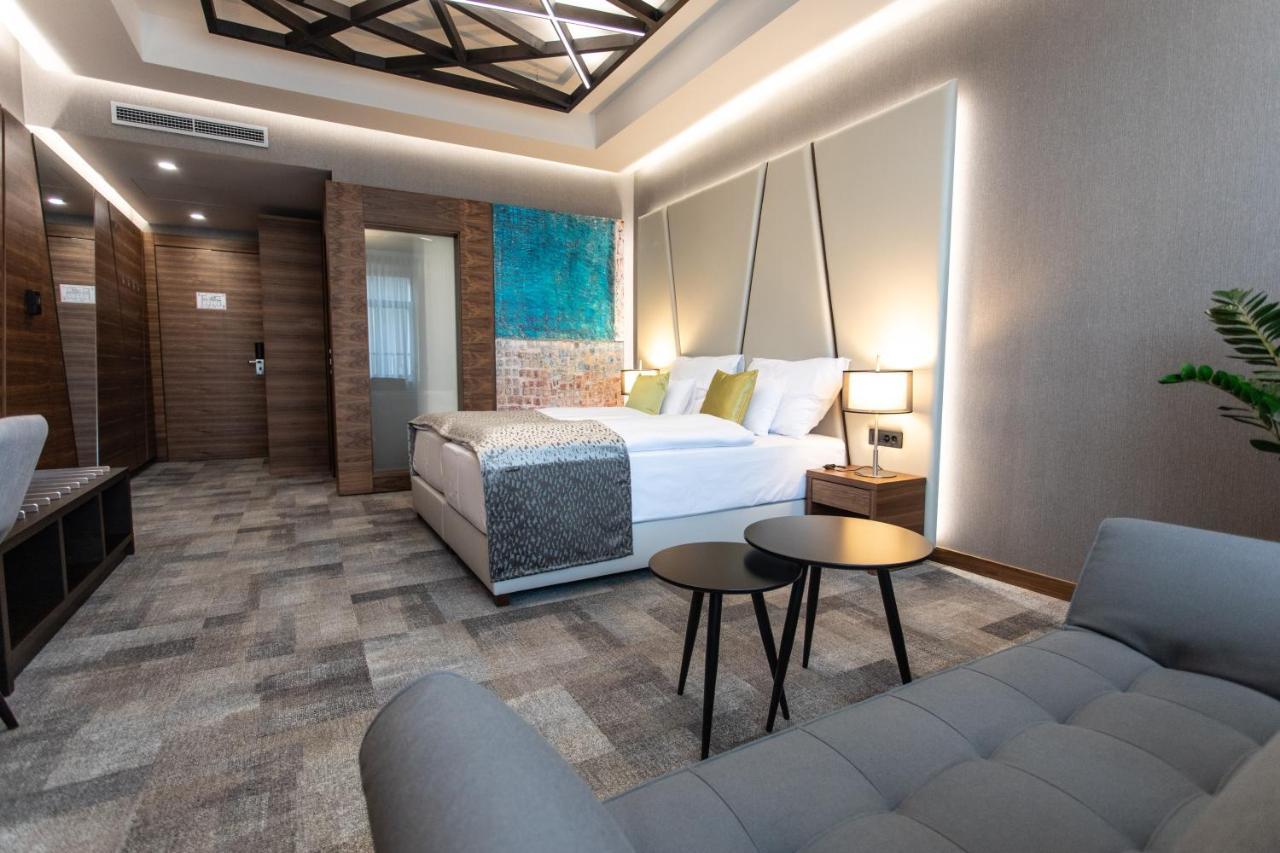 Artis Boutique Hotel Szombathely Dış mekan fotoğraf