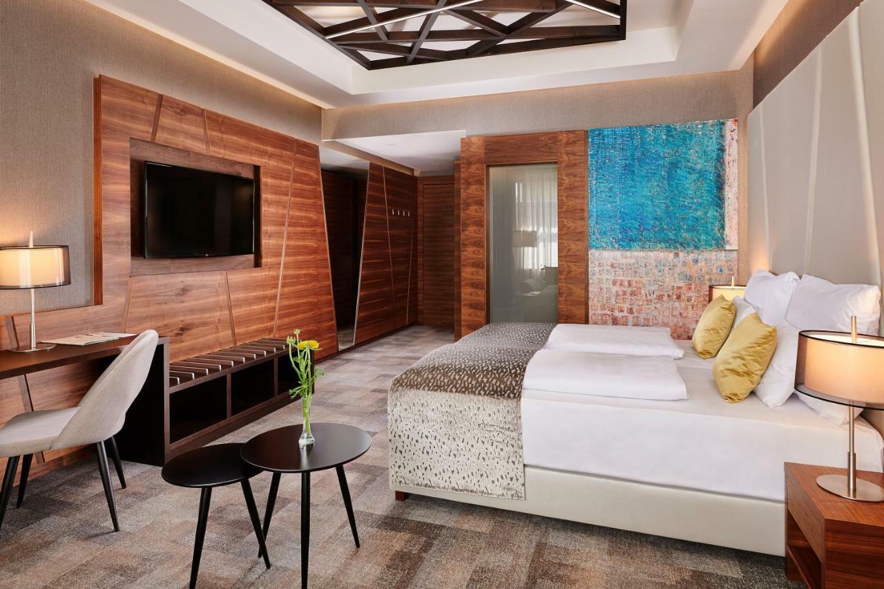 Artis Boutique Hotel Szombathely Dış mekan fotoğraf