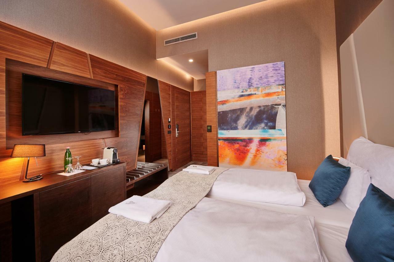 Artis Boutique Hotel Szombathely Dış mekan fotoğraf